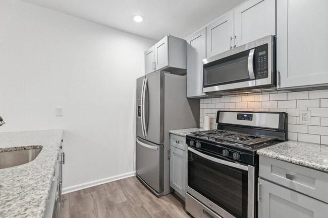 Photo - 2227 E Cumberland St Unit 2