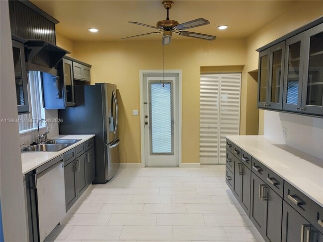 Photo - 630 SW 25th Rd