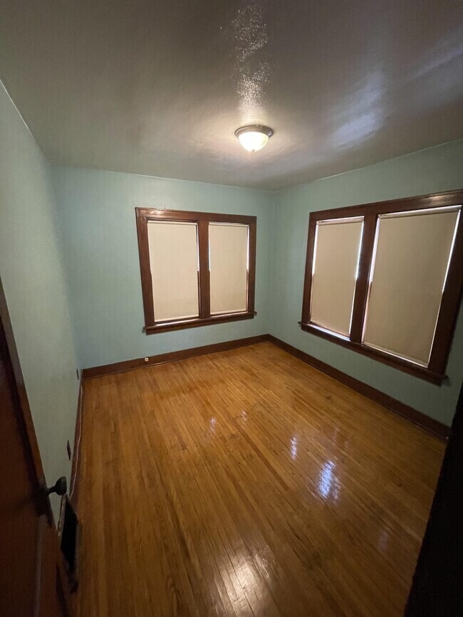 1500 Linden Ave