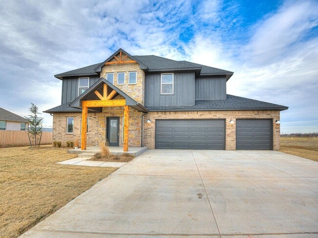 Photo - 109 Carlow Wy