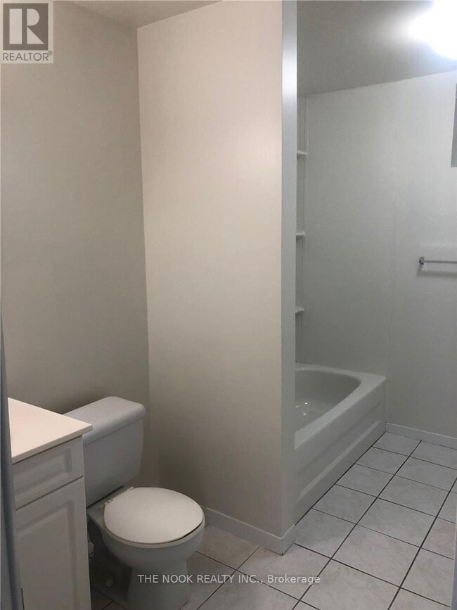 Photo - 580 Montcalm Ave