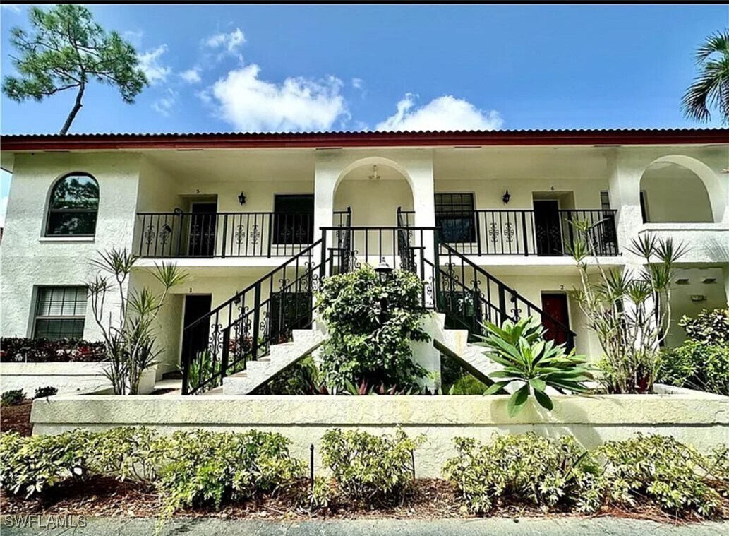 Photo - 905 Augusta Blvd