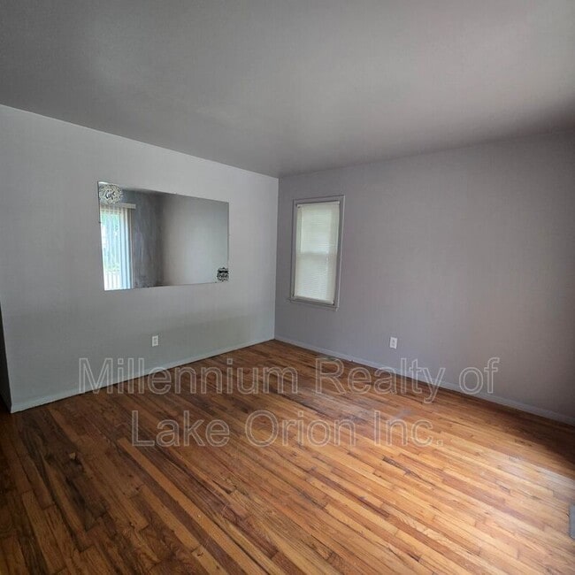 Photo - 774 E Beverly Ave