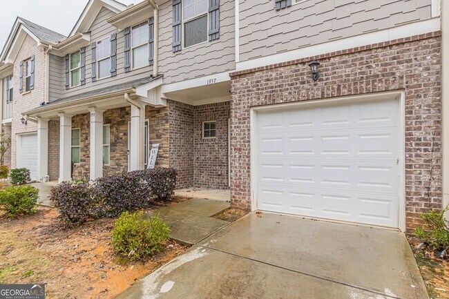 Photo - 1957 Old Dogwood