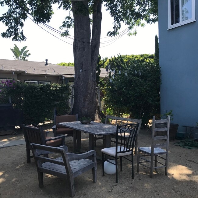 Patio compartido - 2301 Oak St