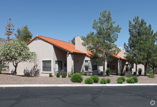 Photo - Tierra Catalina Apartments