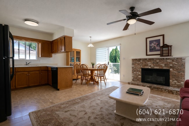32654 Nootka Close