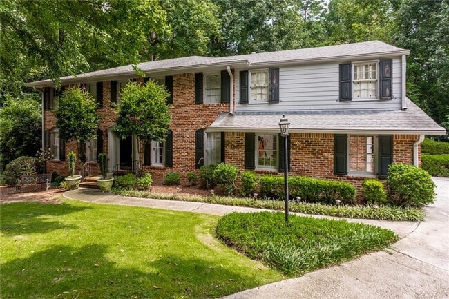 Building Photo - 5542 Whitewood Ct