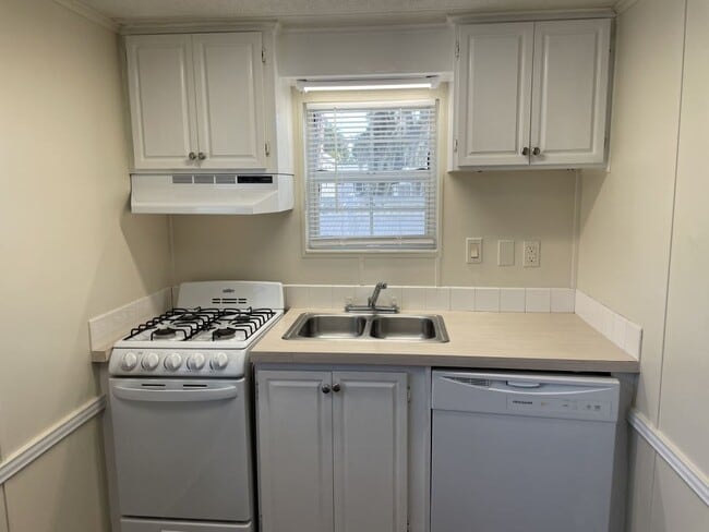 Photo - 36010 Sand Rd