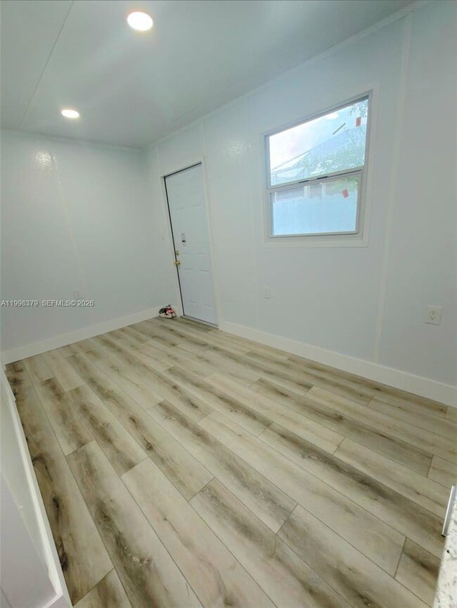 Photo - 7758 Indigo St Unidad 3