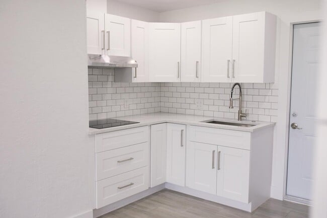 Building Photo - 5649 S 37th Ct Rental