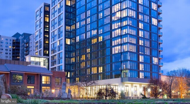 Photo - 450 N 18th St Unidad 0B-0306 Rental