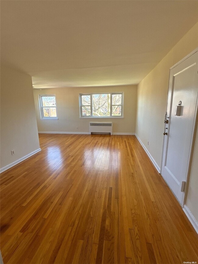 Photo - 17 Dolphin Green Unit E2K