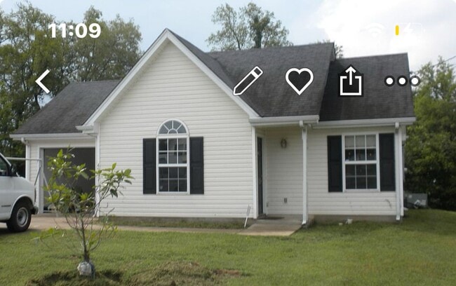 Building Photo - Nice two bedroom with a garage in Murfreesboro by Carter rent to own