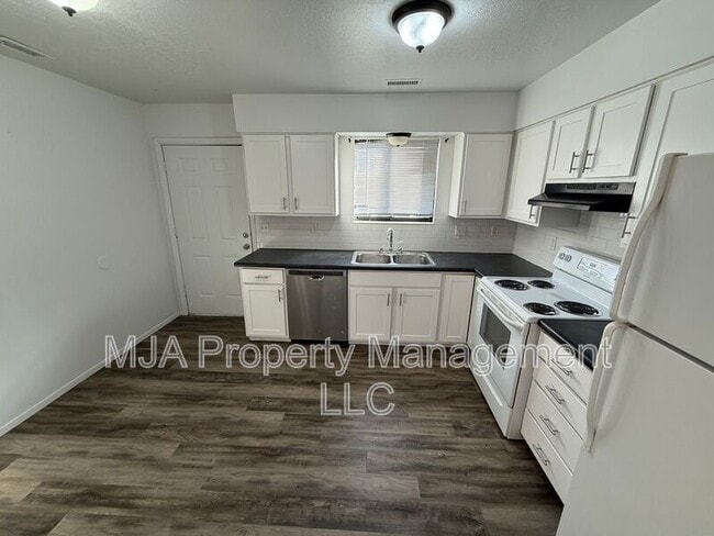 Photo - 1413 W 1650 N Unit 2
