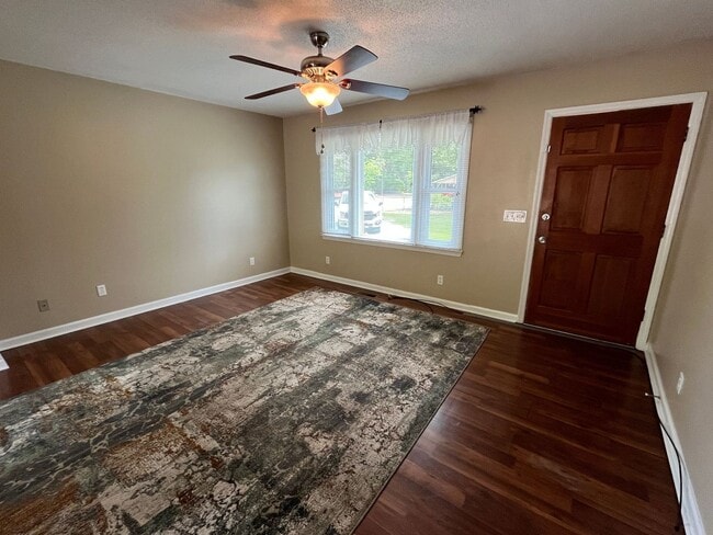 Photo - 2133 Catherine Lake Rd