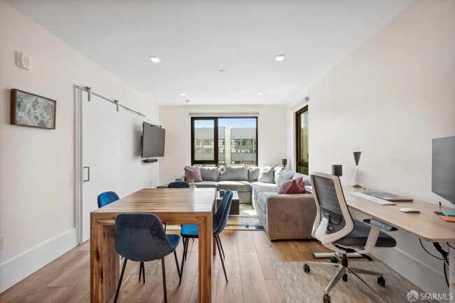 Photo - 1288 Howard St