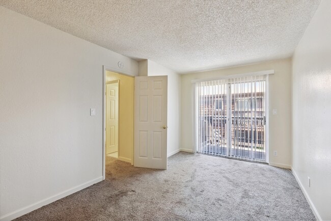 Photo - 6630 MacArthur Blvd