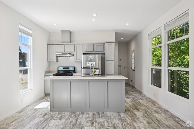 Building Photo - 2291 Guerneville Rd Rental