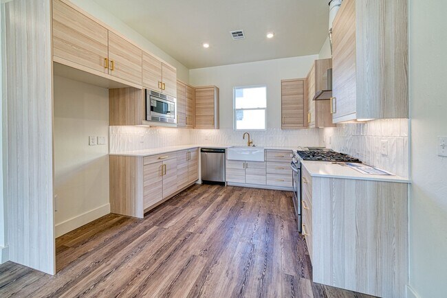 Photo - 2528 NW 129th St