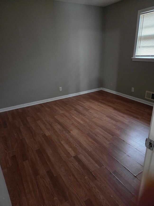 Photo - 4178 Churchman Ave