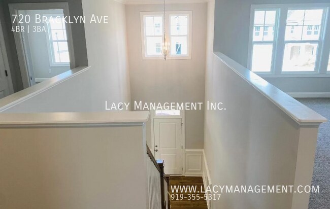 Photo - 720 Bracklyn Ave