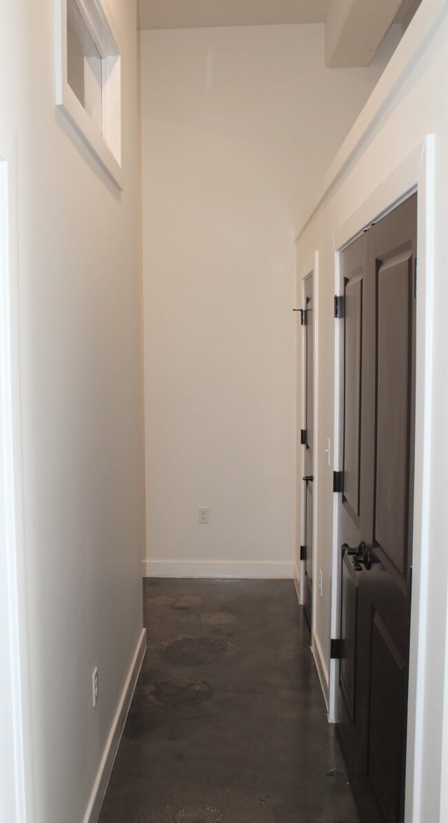 Photo - 410 Wellons St Unit 204