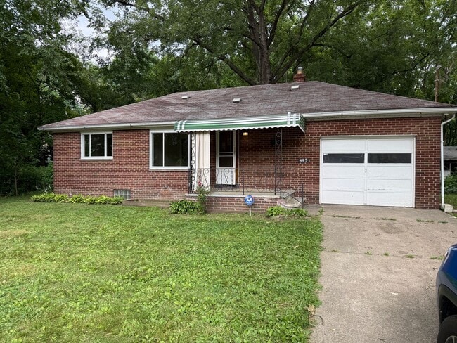 Building Photo - Remodeled 2-Bed Ranch in Akron
