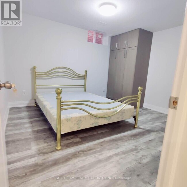 Photo - 217 Badessa Cir