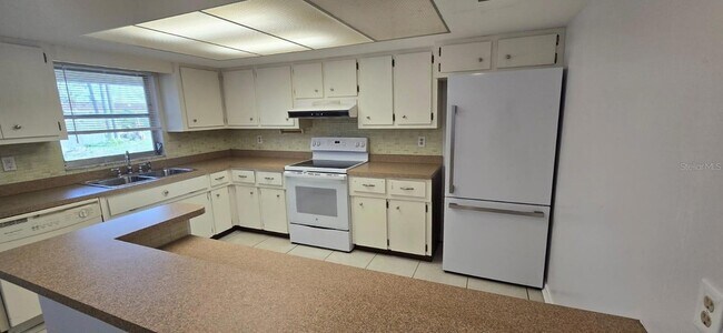 3602 Harbor Blvd