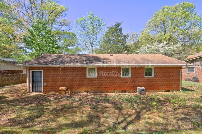 Photo - 1061 Cone Rd