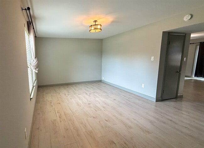 Photo - 2226 Triway Ln Unidad 100