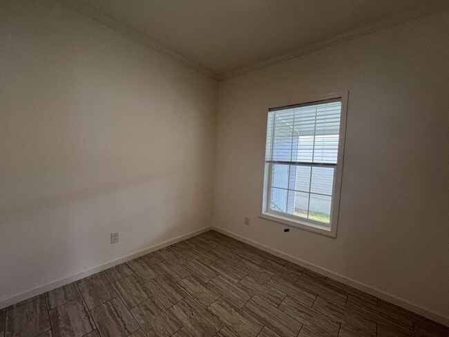 Photo - 557 Bimini Cay Cir