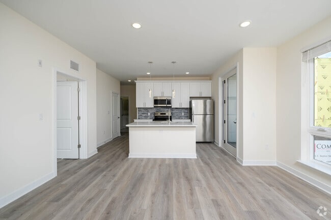 2BR, 2BA - 960-1050SF Kitchen / Living Space