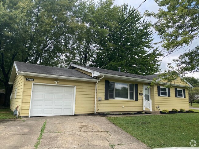 Building Photo - 2806 Bainbridge Ave Rental