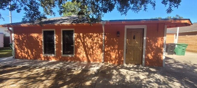 Photo - 7306 Moline St