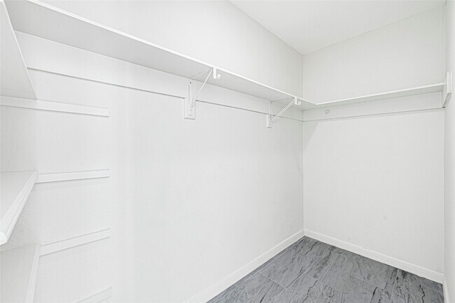 Photo - 14823 Elmont Dr