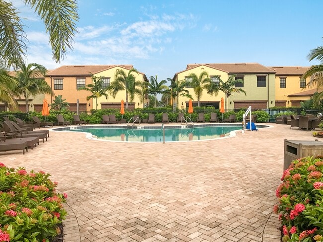 Photo - 8471 Olinda Way