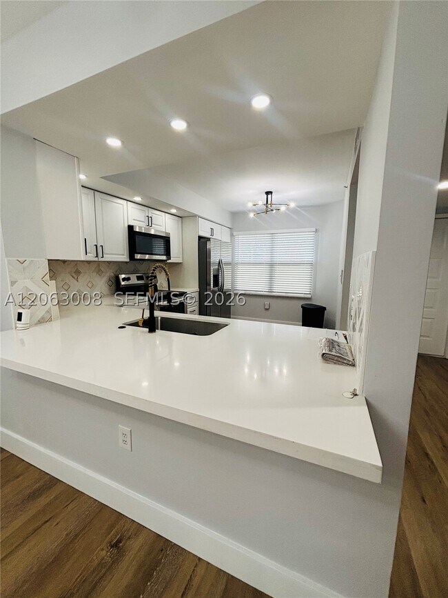 Photo - 701 SW 142nd Ave Unit 108S