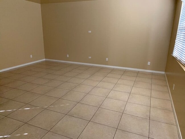 Photo - 4 BEDROOM HOME IN EAST  PHOENIX