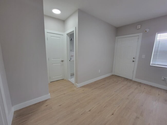 Photo - 1315 NE Miami Court