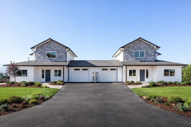 Photo - 1759 Grant Rd