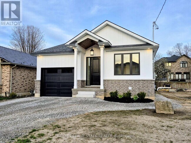 Photo - 115 Chesley St