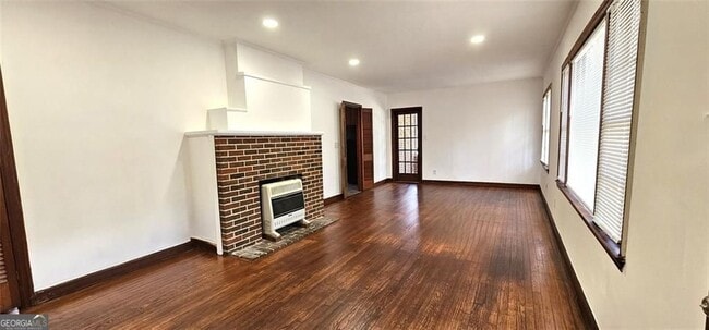 Building Photo - 320 Adair St