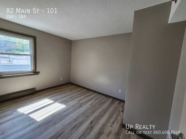 Photo - 82 Main St Unidad 101