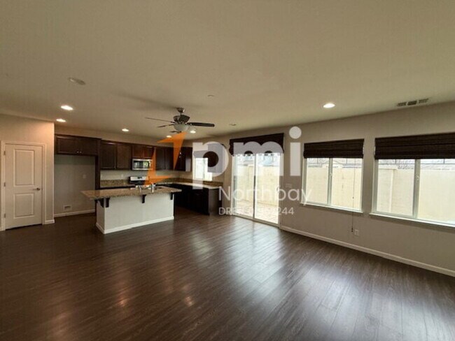 Photo - 1275 Dartmouth Cir