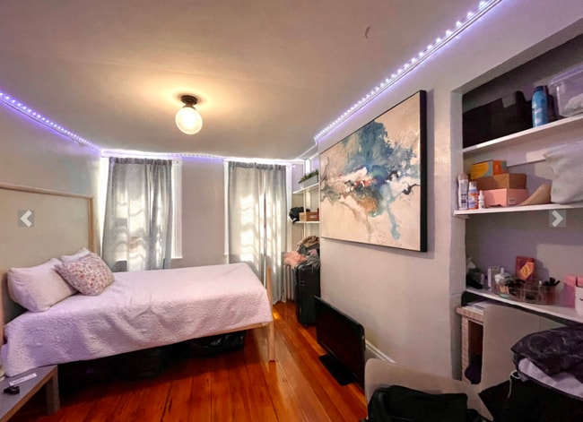 Photo - 2 Champney Plz