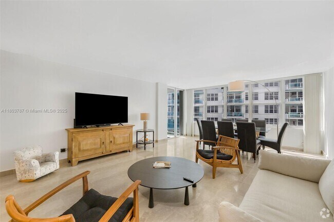 Building Photo - 5151 Collins Ave Unit 730 Rental