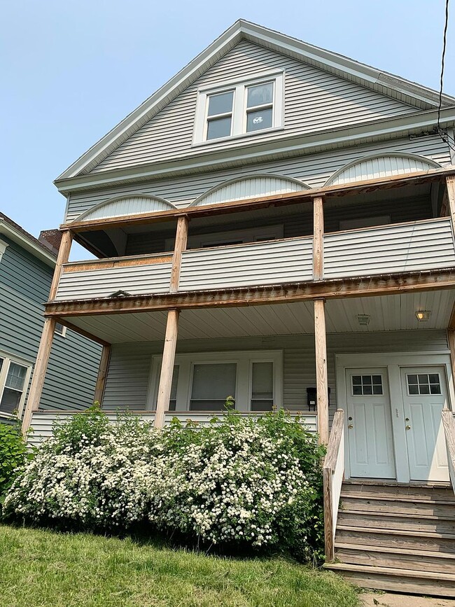 Photo - 1025 Westcott St House