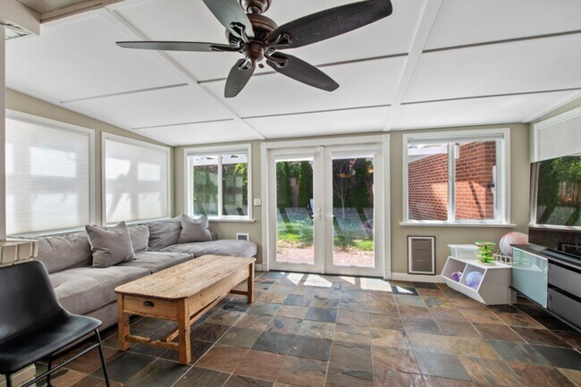 Photo - Old Southwest 2 bed / 1 bath / 1 car garage REMODELED & Move In Ready